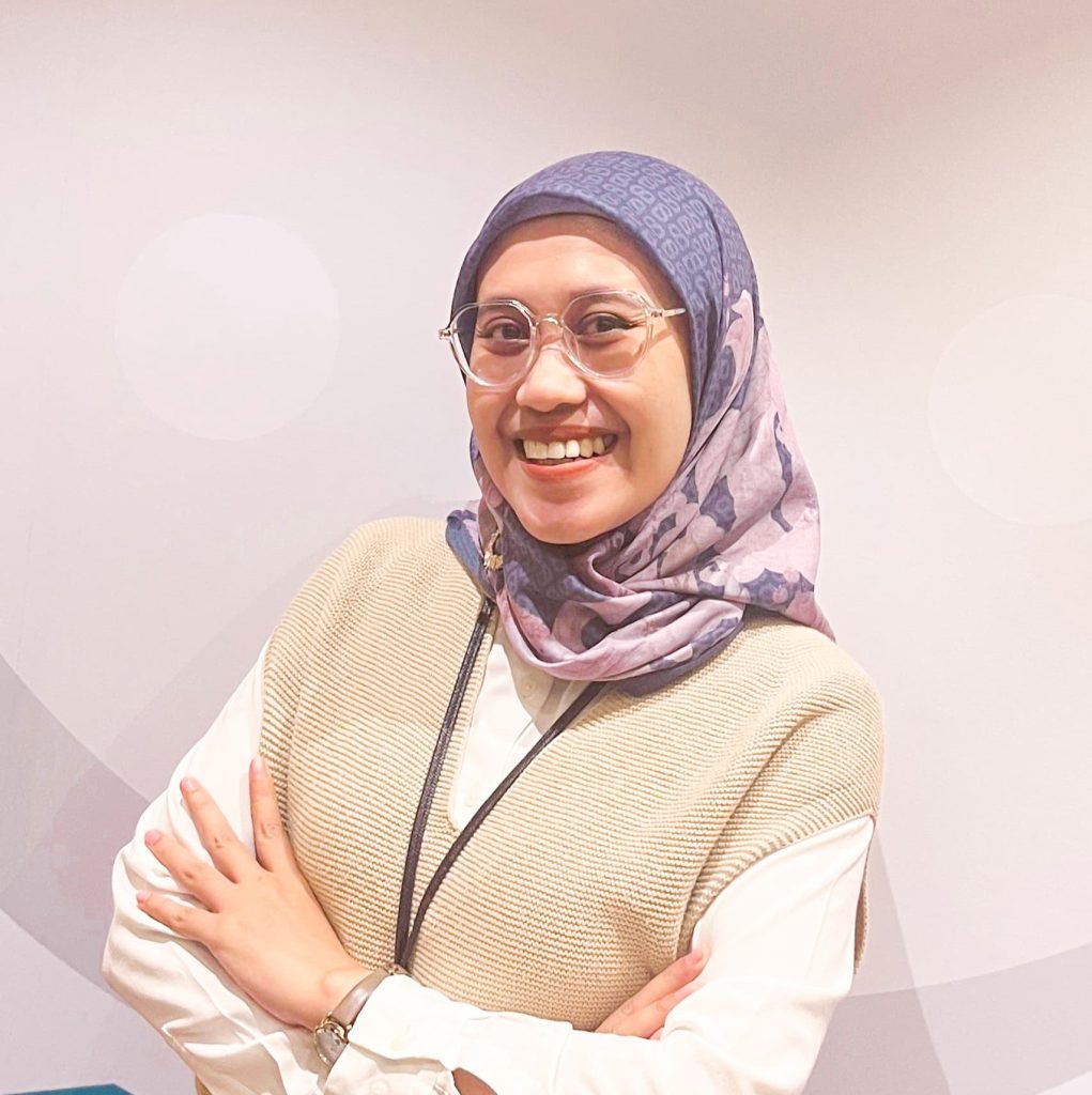 St khumaidah profile pict. siti khumaidah